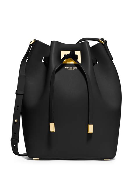 michael kors large bucket bag.